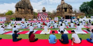 Paryatan Sakhi performed Yoga at UNESCO World Heritage Sites Khajuraho, Bhimbetka