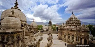 Junagadh Gujarat photo by Incredible India