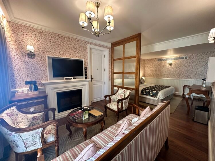 Luxurious Suite at The Fern Brentwood Resort Mussoorie