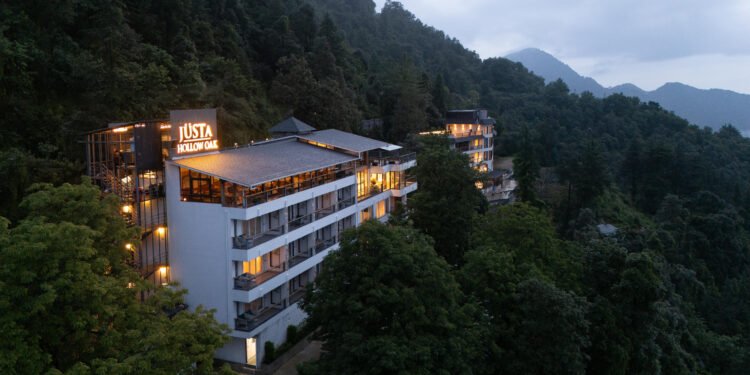 jüSTa Hollow Oak, Mussoorie